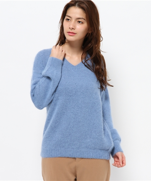 N.（N. Natural Beauty Basic）（エヌエヌナチュラルビューティーベーシック）の「【ViVi 2月号掲載】【mina 2月号掲載】アンゴラニットＶネックプルオーバー（ニット/セーター・レディース・ブルー/グレー/ベージュ/ホワイト/カーキ・MEDIUM）」の5枚目の写真