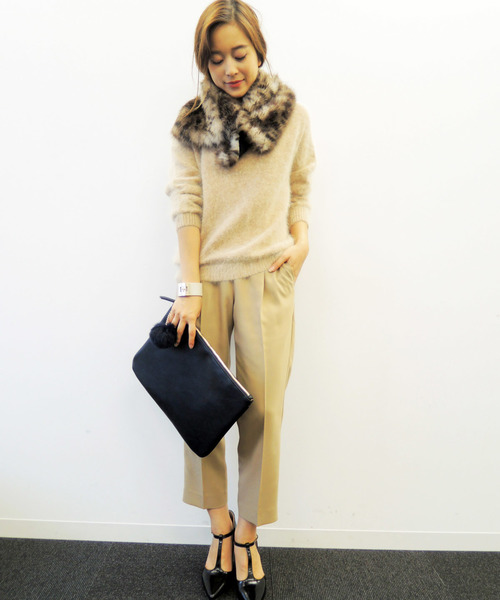 N.（N. Natural Beauty Basic）（エヌエヌナチュラルビューティーベーシック）の「【ViVi 2月号掲載】【mina 2月号掲載】アンゴラニットＶネックプルオーバー（ニット/セーター・レディース・ブルー/グレー/ベージュ/ホワイト/カーキ・MEDIUM）」の15枚目の写真