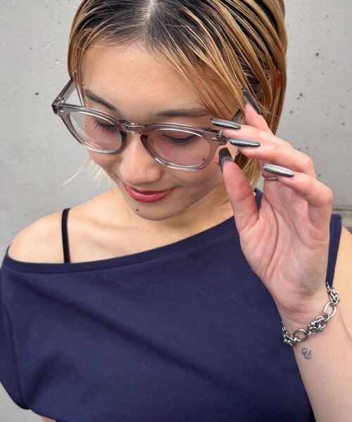 WHO'S WHO gallery(フーズフーギャラリー)の「調光 2WAYメガネ/サングラス/ユニセックス(サングラス・レディース・ブラック/ブラウン/クリア・FREE)」の10枚目の写真