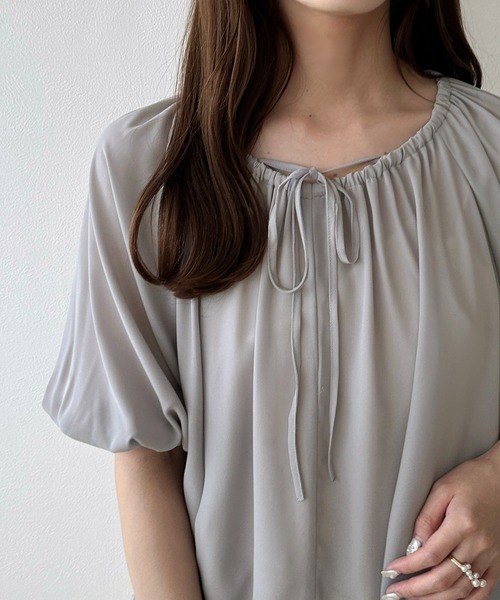 apres jour clair(アプレジュールクレア)の「【apres jour clair】2wayバルーン袖ブラウス(シャツ/ブラウス・レディース・グレー/ピンクベージュ/アイボリー・フリー/X-LARGE)」の18枚目の写真