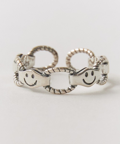 blatto（ブラット）の「blatto/ブラット 925シルバー デザイン リング（リング・メンズ・ゴールド系3/シルバー系その他5/シルバー系その他3/シルバー系1/シルバー系/ゴールド系1/シルバー系4/シルバー系2/シルバー系その他6/シルバー系その他4/シルバー系その他2/ゴールド系2/シルバー系5/シルバー系3/ブラック/ゴールド系/シルバー系9/シルバー系8/シルバー系7/シルバー系6・FREE）」の14枚目の写真