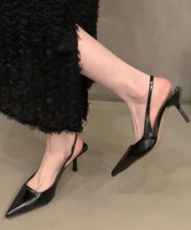 Forcement（フォースメント）の「洗練大人な印象に。オフィスにもオケージョンにもぴったりなバックストラップヒールパンプス（パンプス）」