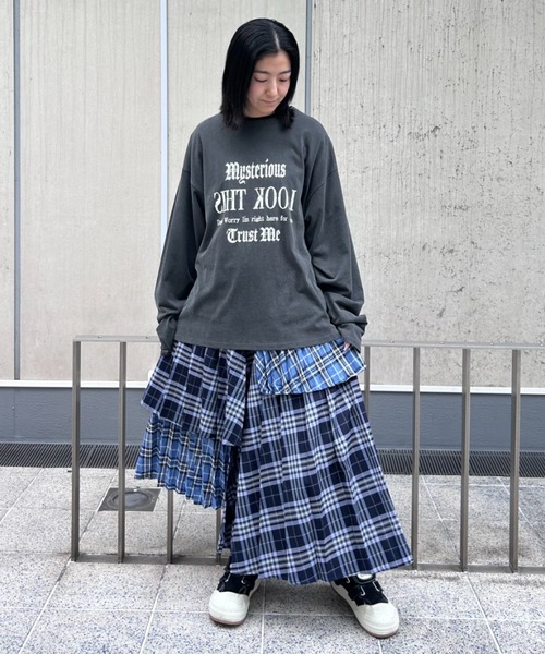 Candy Stripper（キャンディストリッパー）の「LOOK THIS PIGMENT トップス（Tシャツ/カットソー・レディース・チャコール/ナチュラル・FREE）」の21枚目の写真