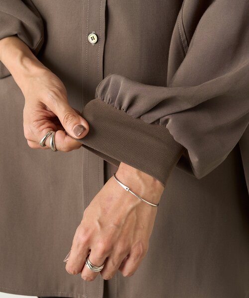 BEARDSLEY（ビアズリー）の「《FRIPIER》袖リブビッグシャツ（シャツ/ブラウス・レディース・ブラウン/アイボリー・FREE）」の21枚目の写真