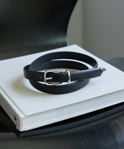 GALLARDAGALANTE（ガリャルダガランテ）の「メタルチップフェザーベルト（ベルト・レディース・ブラック/グレイッシュベージュ・FREE）」の3枚目の写真