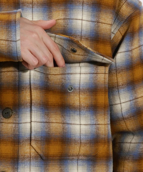 PENDLETON（ペンドルトン）の「【PENDLETON(ペンドルトン)】中綿キルトCPOジャケット（ブルゾン・メンズ・キャメル/チャコールグレー・MEDIUM/LARGE）」の16枚目の写真