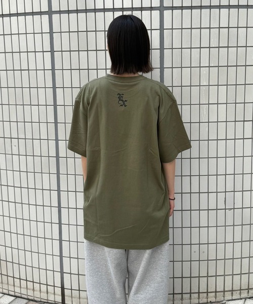 EXAMPLE(エグザンプル)の「EXAMPLE OLD EX LOGO S/S TEE(Tシャツ/カットソー・メンズ・ホワイト/ホワイト系その他/ライトオリーブ/チャコール・M/L/XL/XXL)」の15枚目の写真
