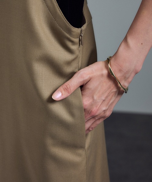 SALON adam et rope'（サロン アダム エ ロペ）の「ウールツイルジャンパースカート（ジャンパースカート・レディース・ベージュ/チャコールグレー・FREE）」の21枚目の写真