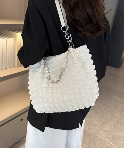 blackdia ocean(ブラックダイヤオーシャン)の「blackdia ocean パールチェーン ポップコーントート(ショルダーバッグ・レディース・ブラック/ピンク/ミント/オフホワイト・FREE)」の22枚目の写真
