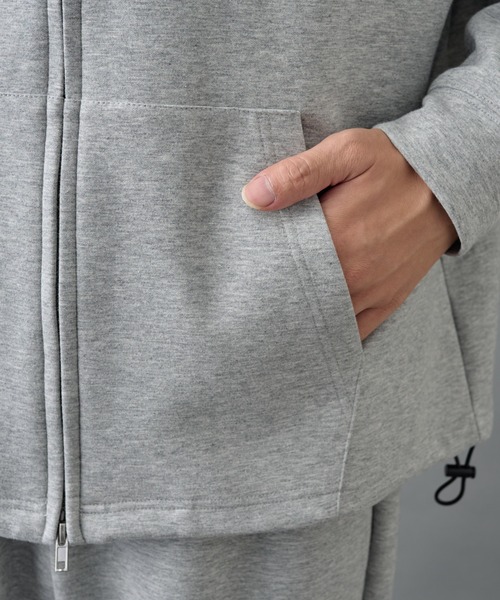 COLONY 2139（コロニートゥーワンスリーナイン）の「TCポンチジップパーカー（パーカー・メンズ・ブラック/グレー・MEDIUM/LARGE）」の22枚目の写真