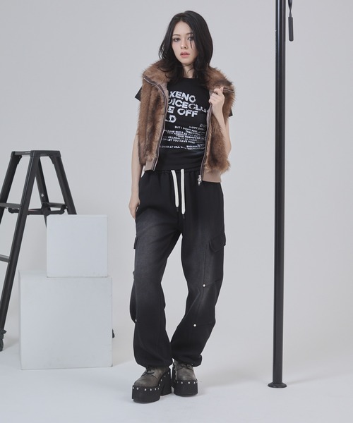 ENVYM（アンビー）の「スタッズレースアップショートブーツ（ブーツ・レディース・グレー/ブラック・23.5㎝/22.5㎝/24.5㎝）」の6枚目の写真