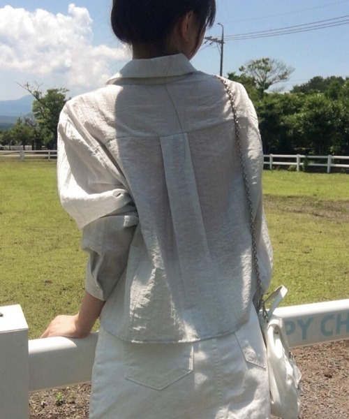semplice（センプリチェ）の「ショート丈ボタンダウンシャツ（シャツ/ブラウス・レディース・ホワイト/ブラック/グレー・F）」の11枚目の写真