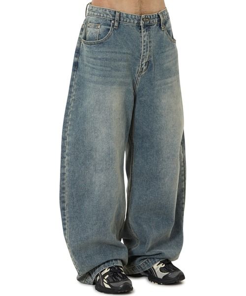 OY（オーワイ）の「『OY/オーワイ』WIDE VOLUME PANTS/ワイドボリュームパンツ（デニムパンツ・レディース・ライトブルー/ブルー・L/M/S）」の2枚目の写真