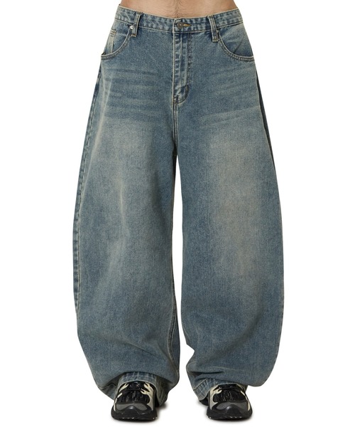 OY（オーワイ）の「『OY/オーワイ』WIDE VOLUME PANTS/ワイドボリュームパンツ（デニムパンツ・レディース・ライトブルー/ブルー・L/M/S）」の3枚目の写真