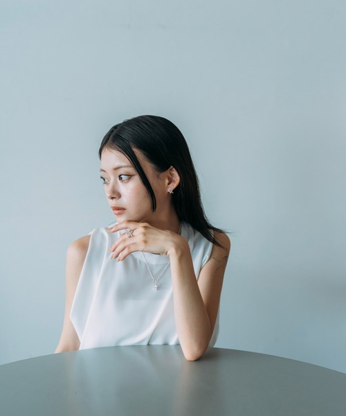 Nothing And Others（ナッシングアンドアザーズ）の「「Nothing And Others/ナッシングアンドアザーズ」Tinyknott Pierce（ピアス（両耳用）・レディース・ゴールド/シルバー・FREE）」の7枚目の写真