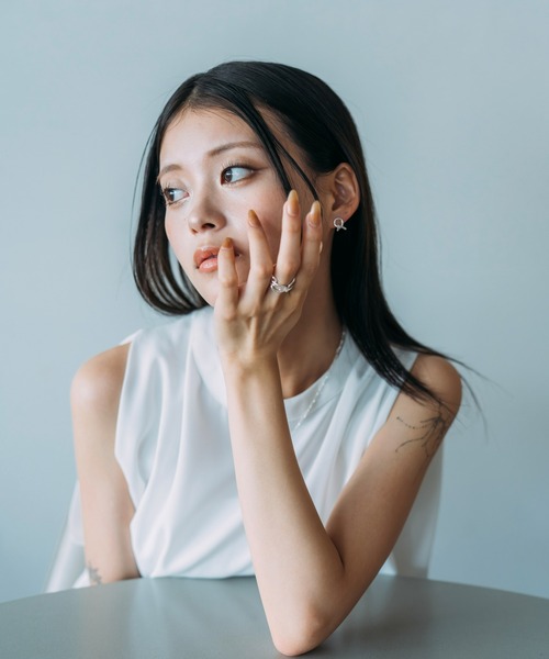 Nothing And Others（ナッシングアンドアザーズ）の「「Nothing And Others/ナッシングアンドアザーズ」Tinyknott Pierce（ピアス（両耳用）・レディース・ゴールド/シルバー・FREE）」の6枚目の写真