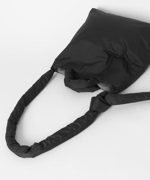 SENSE OF PLACE by URBAN RESEARCH（センスオブプレイスバイアーバンリサーチ）の「パデッドボリュームショルダー（ショルダーバッグ・メンズ・ボルドー/ブラック/ライトブルー・ONE）」の8枚目の写真