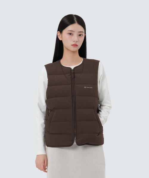Snow Peak(スノーピーク)の「SnowPeak / Land Wmn's Lightweight Down Vest ランドウィメンズ ライトウェイトダウンベスト 海外限定(ダウンベスト・レディース・ブラック/ライトベージュ/ライトブラウン/ブラウン・S/M/L)」の1枚目の写真
