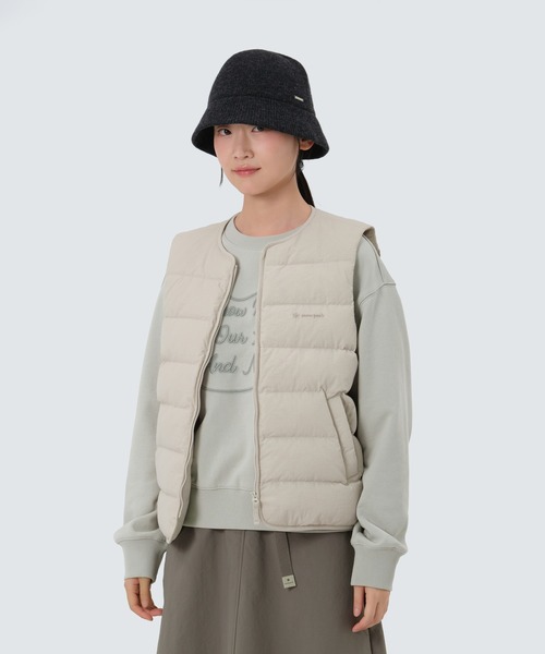 Snow Peak(スノーピーク)の「SnowPeak / Land Wmn's Lightweight Down Vest ランドウィメンズ ライトウェイトダウンベスト 海外限定(ダウンベスト・レディース・ブラック/ライトベージュ/ライトブラウン/ブラウン・S/M/L)」の4枚目の写真