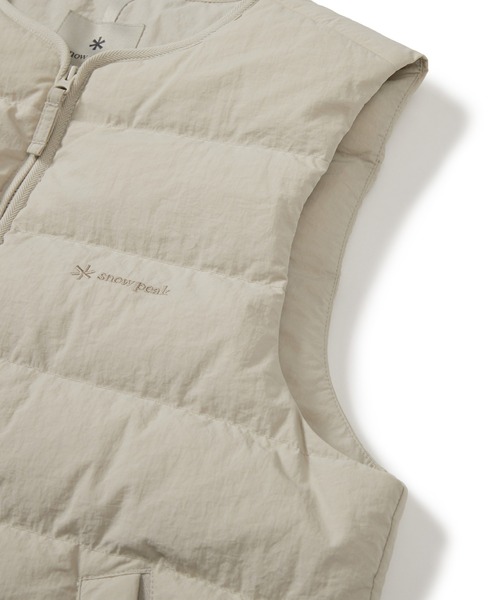Snow Peak(スノーピーク)の「SnowPeak / Land Wmn's Lightweight Down Vest ランドウィメンズ ライトウェイトダウンベスト 海外限定(ダウンベスト・レディース・ブラック/ライトベージュ/ライトブラウン/ブラウン・S/M/L)」の12枚目の写真