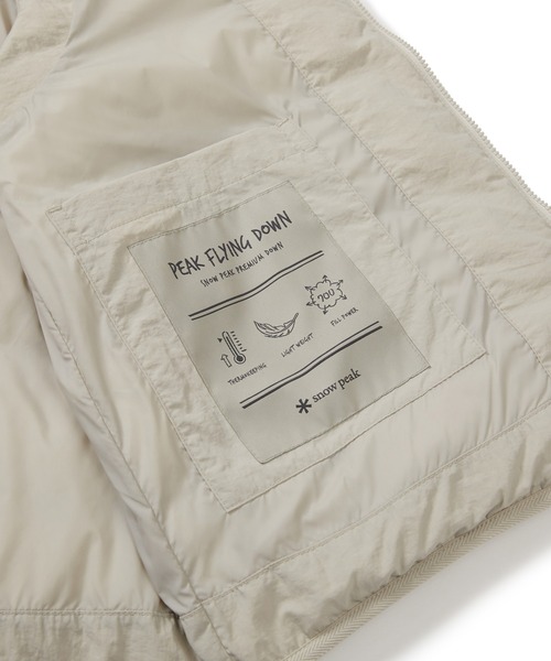 Snow Peak(スノーピーク)の「SnowPeak / Land Wmn's Lightweight Down Vest ランドウィメンズ ライトウェイトダウンベスト 海外限定(ダウンベスト・レディース・ブラック/ライトベージュ/ライトブラウン/ブラウン・S/M/L)」の15枚目の写真