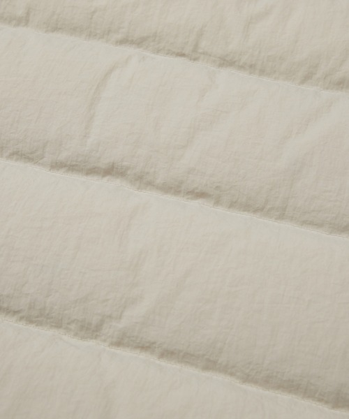 Snow Peak(スノーピーク)の「SnowPeak / Land Wmn's Lightweight Down Vest ランドウィメンズ ライトウェイトダウンベスト 海外限定(ダウンベスト・レディース・ブラック/ライトベージュ/ライトブラウン/ブラウン・S/M/L)」の16枚目の写真