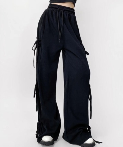 yuue' ( wear )(ユーイ)の「サイドリボンスウェットワイドパンツ(スウェットパンツ・レディース・グレー/ブラック/アイボリー・FREE)」の3枚目の写真