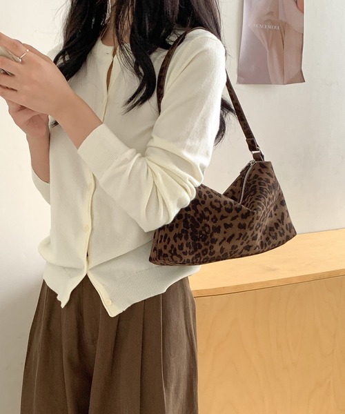 Chiina（チーナ）の「Chiina / レオパード柄スクエアミニバッグ（ハンドバッグ・レディース・ブラウン系2/ブラウン系1・FREE）」の8枚目の写真