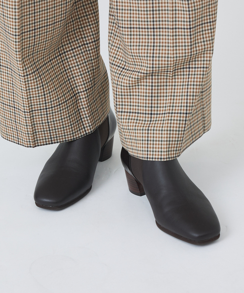 Au BANNISTER（オゥバニスター）の「サイドニットブーティー（ブーツ・レディース・ブラック/ライトベージュ/ダークブラウン・35/36/37/38/39/40）」の6枚目の写真