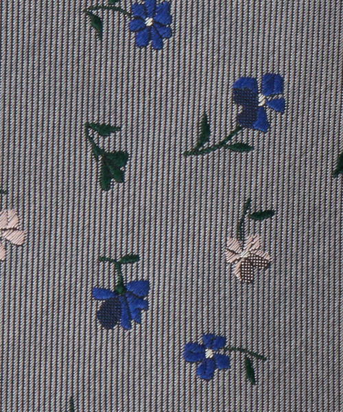 COMME CA ISM（コムサイズム）の「花小紋柄 ネクタイ（ネクタイ・メンズ・ダークブラウン/ネイビー/グレー・FREE）」の10枚目の写真