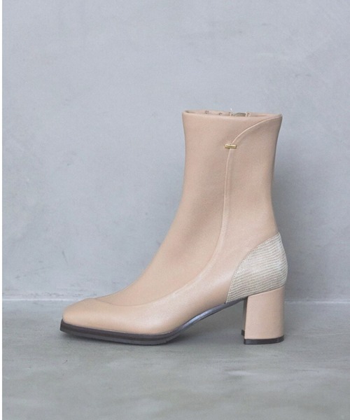 Au BANNISTER（オゥバニスター）の「スノーソールストレッチブーツ（ブーツ・レディース・ブラック/ライトベージュ・38/39/35/36/37）」の2枚目の写真