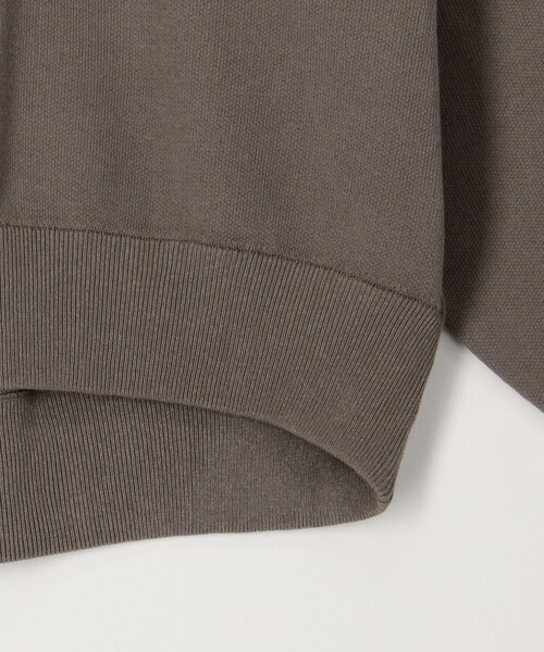 fredy couleur（フレディクルール）の「スウェットライク クルーネックプルオーバーニット（ニット/セーター・レディース・チャコールグレー/オフホワイト/ピンク/ブラウン/ロイヤルブルー・38）」の16枚目の写真