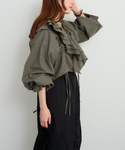 w closet（ダブルクローゼット）の「チェックフリルブラウス（シャツ/ブラウス・レディース・グリーン/レッド/ネイビー・FREE）」の7枚目の写真
