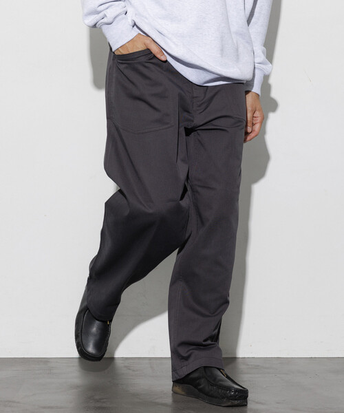 FREAK'S STORE(フリークスストア)の「ストレートシルエット ベイカーパンツ Fabric by SOLOTEX®︎(その他パンツ・メンズ・チャコールグレー/ブラック/ベージュ/その他7・LARGE/MEDIUM/SMALL)」の6枚目の写真
