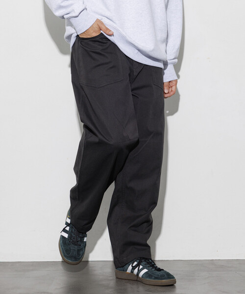 FREAK'S STORE(フリークスストア)の「ストレートシルエット ベイカーパンツ Fabric by SOLOTEX®︎(その他パンツ・メンズ・チャコールグレー/ブラック/ベージュ/その他7・LARGE/MEDIUM/SMALL)」の14枚目の写真