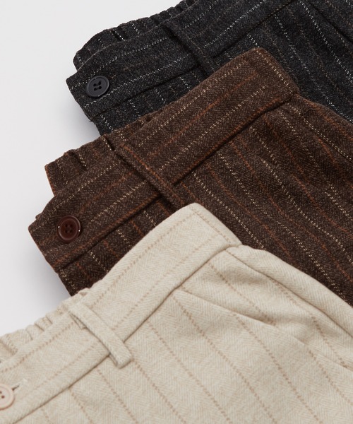 Crownor（クラウノアー）の「リラックスストレートフィット ストライプパンツ（スラックス・メンズ・アイボリー/ブラック/ブラウン・SMALL/MEDIUM/LARGE）」の15枚目の写真