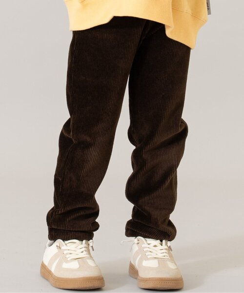 and D. petit main(アンドディープティマイン)の「ソフトタッチカットコールスリムパンツ(その他パンツ・キッズ・ダークブラウン/ダークグリーン/ライトグレー/チャコール/アイボリー・120cm/140cm/90cm/100cm/110cm/130cm)」の4枚目の写真