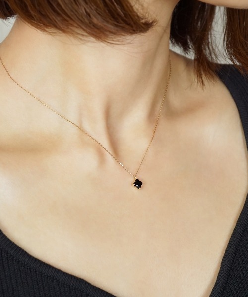 TAKE-UP（テイクアップ）の「K10 オニキス リリーネックレス( YG)（ネックレス・レディース・イエローゴールド・FREE）」の3枚目の写真