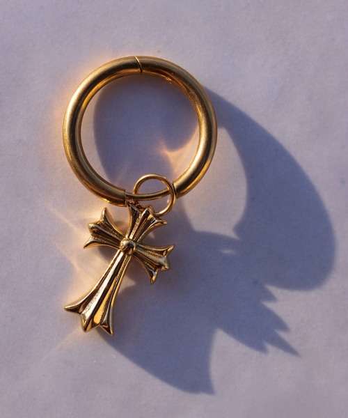 IRIEBEACH（アイリービーチ）の「cross hoop pierce/【ハワイアンジュエリー】【サージカルステンレス】【金属アレルギー対応】【IRIEBEACH / アイリービーチ】つけっぱなしOK（ピアス（片耳用）・レディース・シルバー/ゴールド/ピンク・FREE）」の19枚目の写真