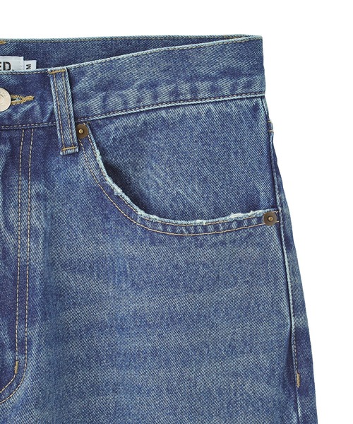 MILKFED.（ミルクフェド）の「DOODLE EMBROIDERED DENIM PANTS（デニムパンツ・レディース・ライトブルー/ライトインディゴブルー・S/M）」の12枚目の写真