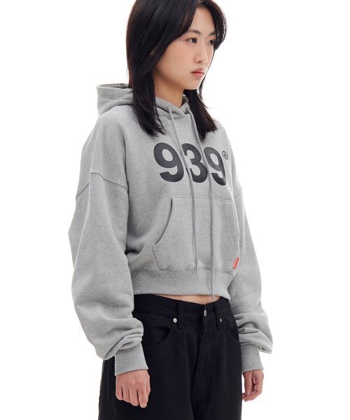 ARCHIVE BOLD(アーカイブボールド)の「939 LOGO CROP HOOD(GRAY)(パーカー・レディース・その他・OS)」の2枚目の写真
