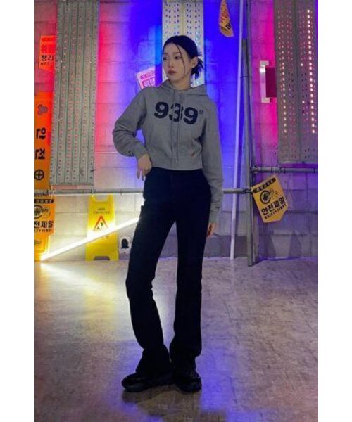 ARCHIVE BOLD(アーカイブボールド)の「939 LOGO CROP HOOD(GRAY)(パーカー・レディース・その他・OS)」の11枚目の写真