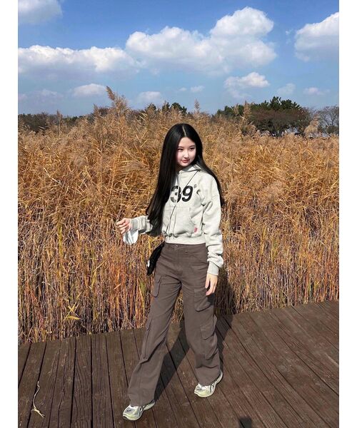 ARCHIVE BOLD(アーカイブボールド)の「939 LOGO CROP HOOD(GRAY)(パーカー・レディース・その他・OS)」の17枚目の写真