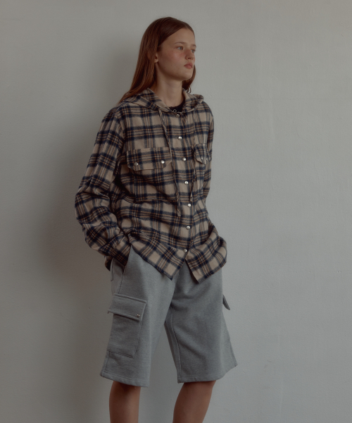 LETERIE(レテリー)の「BERMUDA CARGO SWEAT PANTS_GREY(その他パンツ・レディース・グレー・FREE)」の3枚目の写真