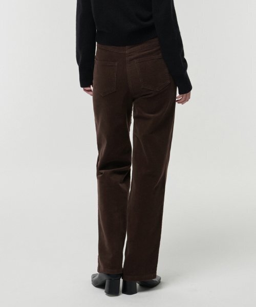MUSINSA STANDARD WOMAN（ムシンサスタンダードウーマン）の「ウィメンズストレートコーデュロイパンツ[ブラウン]（その他パンツ・レディース・その他・30/24/25/26/27/28/29）」の4枚目の写真