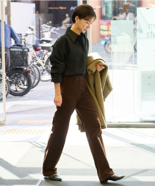 MUSINSA STANDARD WOMAN（ムシンサスタンダードウーマン）の「ウィメンズストレートコーデュロイパンツ[ブラウン]（その他パンツ・レディース・その他・30/24/25/26/27/28/29）」の9枚目の写真
