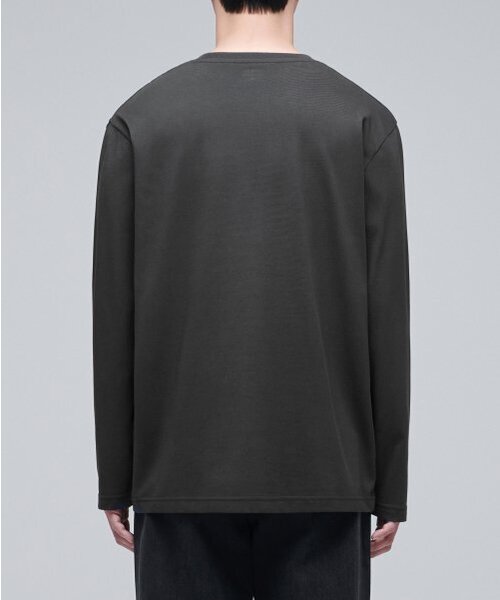 MUSINSA STANDARD（ムシンサスタンダード）の「[クールタンダード] クルーネック長袖Tシャツ [ガンメタル]（Tシャツ/カットソー・メンズ・その他・SMALL/MEDIUM/LARGE/X-LARGE/XX-LARGE/XXX-LARGE）」の3枚目の写真