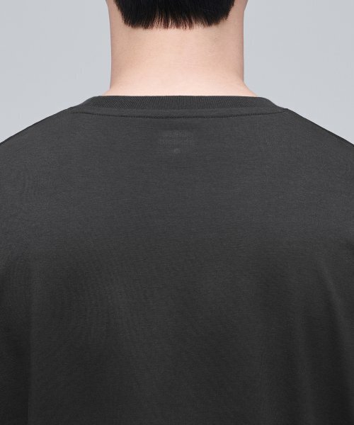 MUSINSA STANDARD（ムシンサスタンダード）の「[クールタンダード] クルーネック長袖Tシャツ [ガンメタル]（Tシャツ/カットソー・メンズ・その他・SMALL/MEDIUM/LARGE/X-LARGE/XX-LARGE/XXX-LARGE）」の5枚目の写真