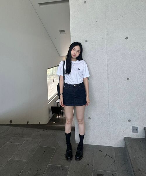 WOOALONG（ウアロン）の「OG Basic T-Shirt - WHITE（Tシャツ/カットソー・レディース・ホワイト・SMALL/MEDIUM/LARGE）」の8枚目の写真