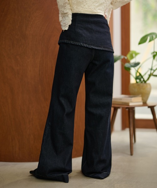 LAULEN（ローレン）の「skirt layered flare denim pants /スカートレイヤードフレアデニムパンツ（デニムパンツ・レディース・ネイビー/ブルー・S/M）」の4枚目の写真